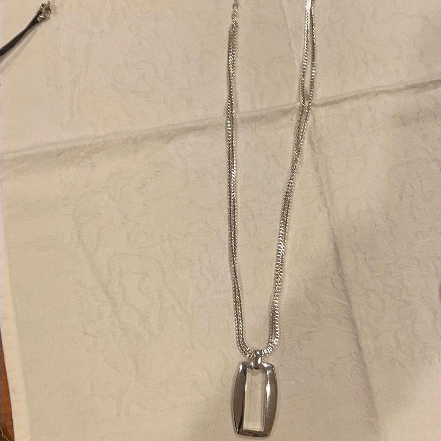 Silver Tone Necklace
